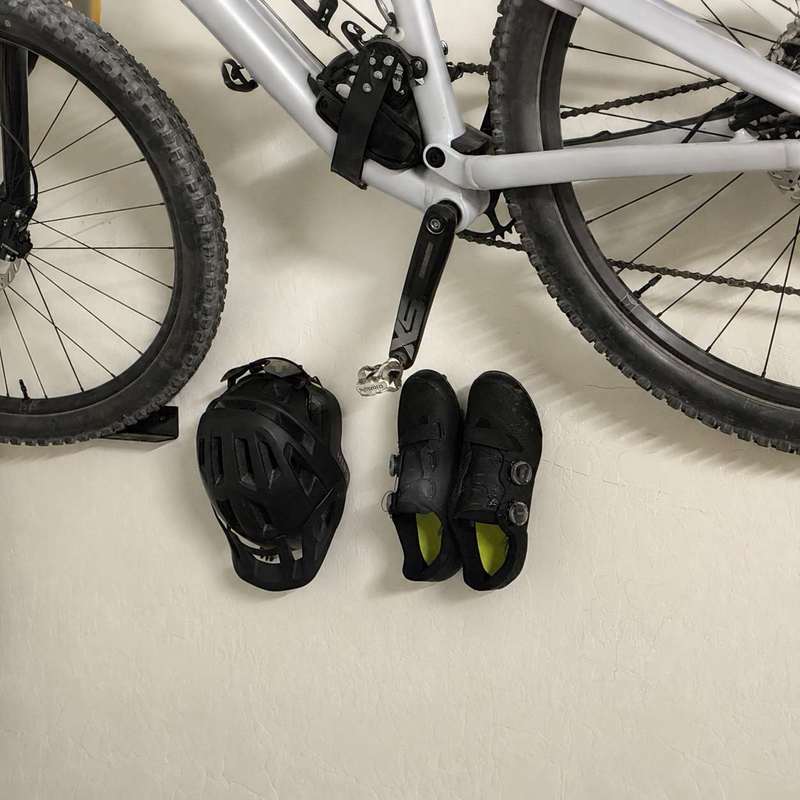 Uchwyt ścienny do przechowywan – Cycling Gear Wall Storage recenzja i cena