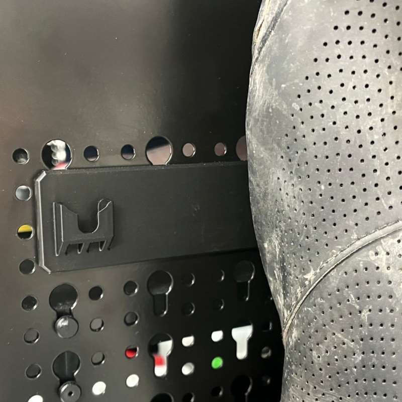 Uchwyt ścienny do przechowywan – Cycling Gear Wall Storage recenzja i cena